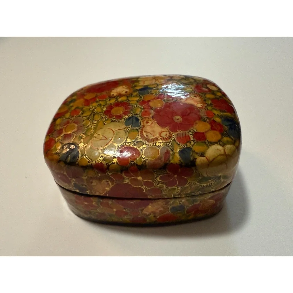 Vintage INDIA Hand Painted Colorful Floral Wooden‎ Lacquerware Trinket Box rings